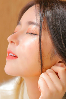 灿烂的季节剧情介绍